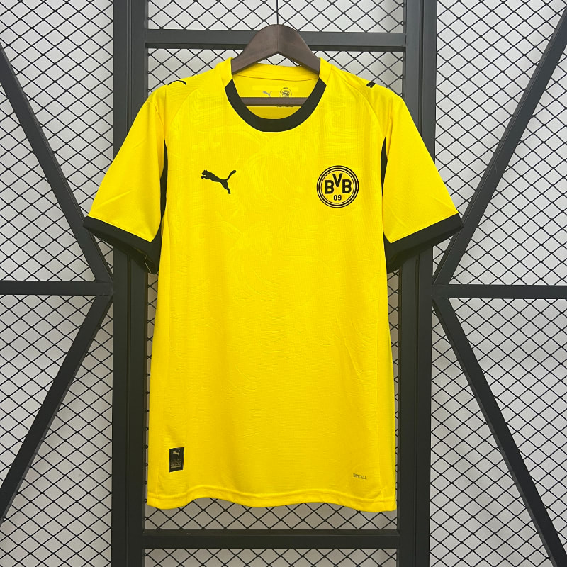 1º Borussia Dortmund 25-26