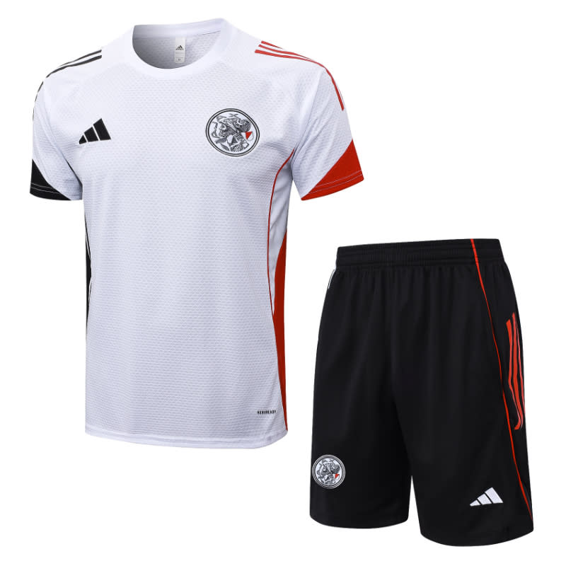 Ajax D25148