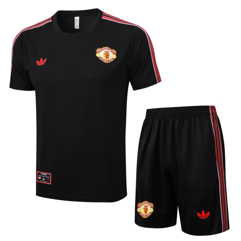 Manchester United D2535