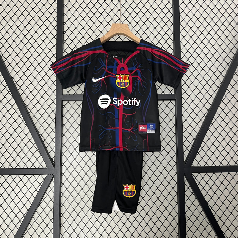 Niño especial Barcelona 23-24