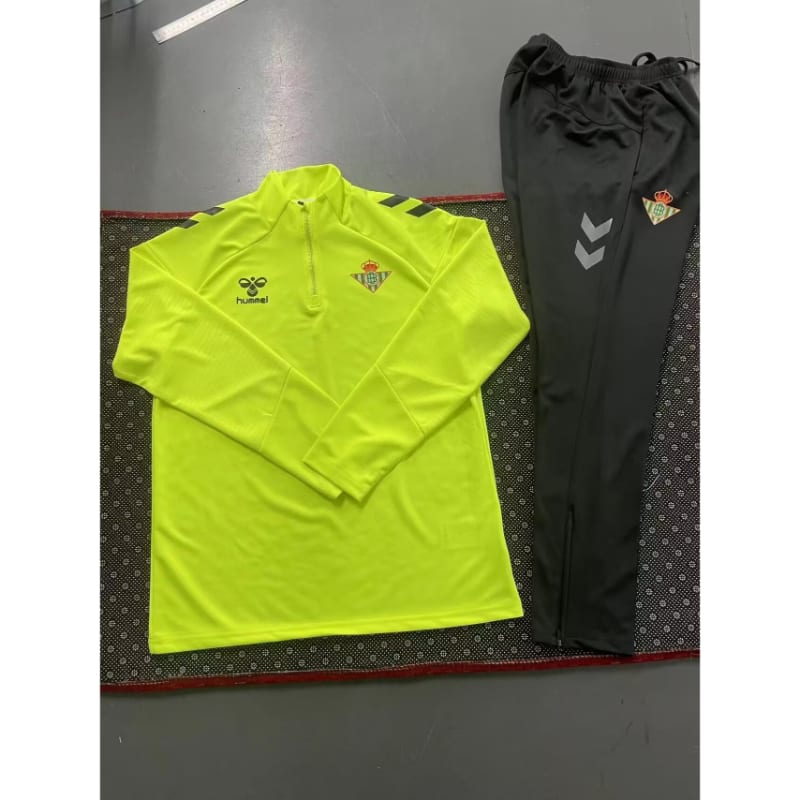 Sudadera + pantalon Betis 24-25