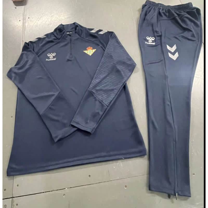 Sudadera+ pantalon Betis 24-25 imagen 2