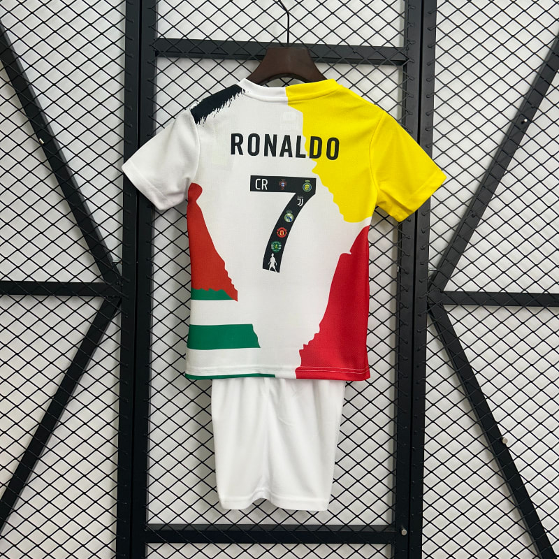 Niño especial CR7 imagen 2