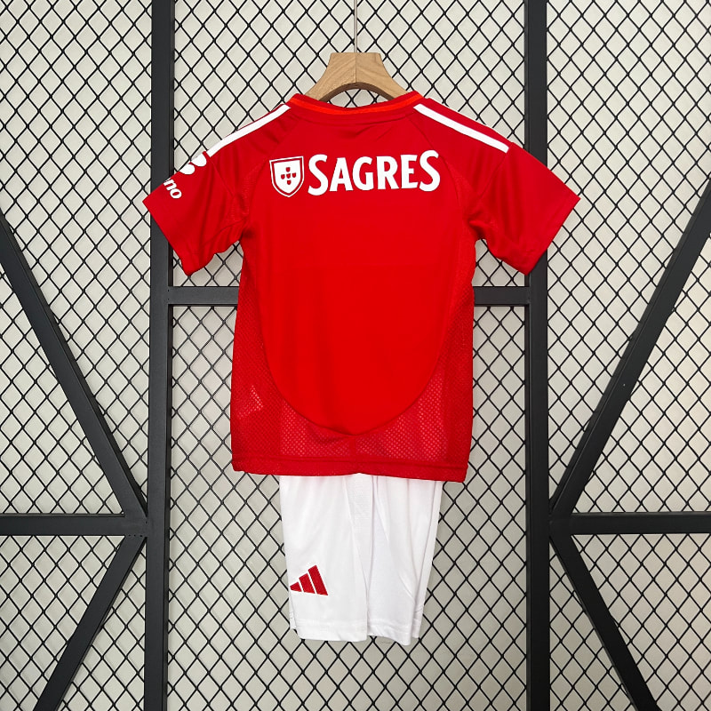 Niño 1ª Benfica 24-25 imagen 2