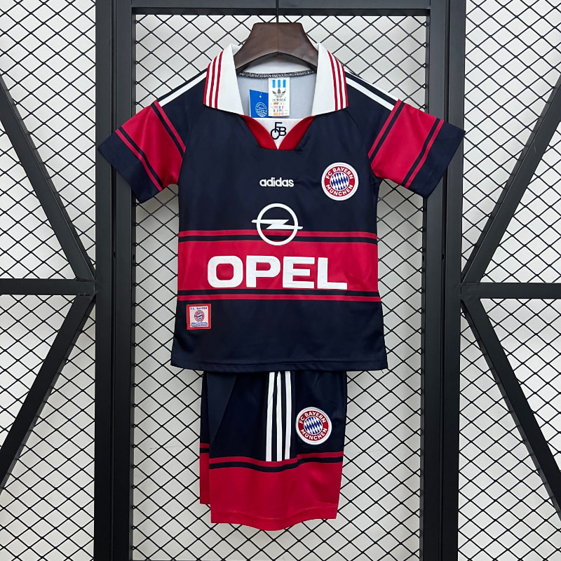 Niño Bayern 97-99