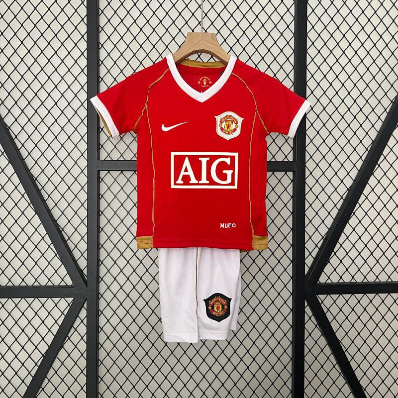 Niño Manchester United 06-07