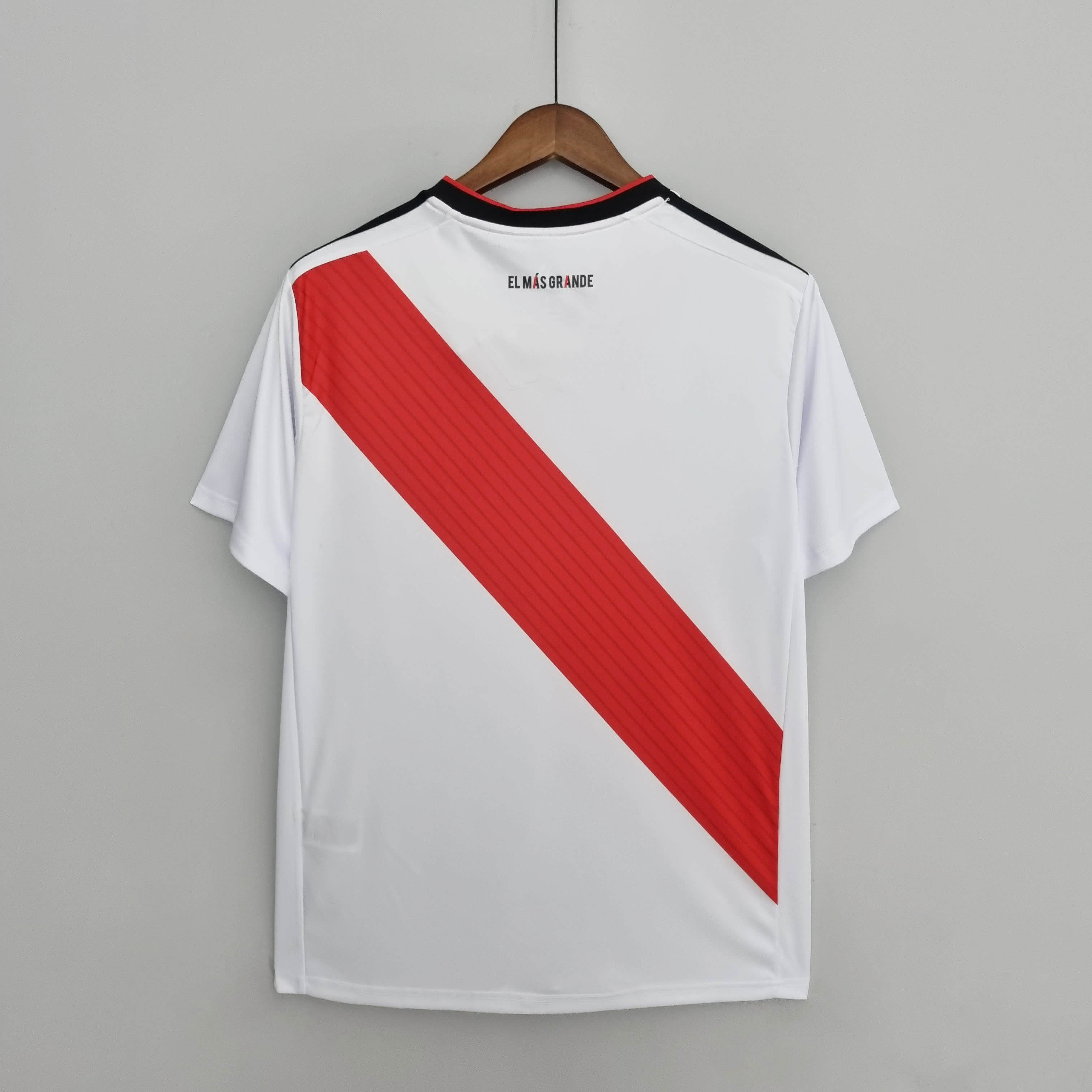 River 18-19 imagen 2
