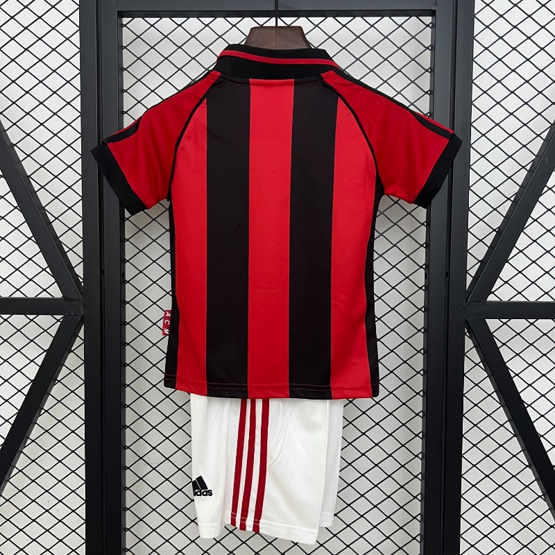 Niño Milan 98-99 imagen 2