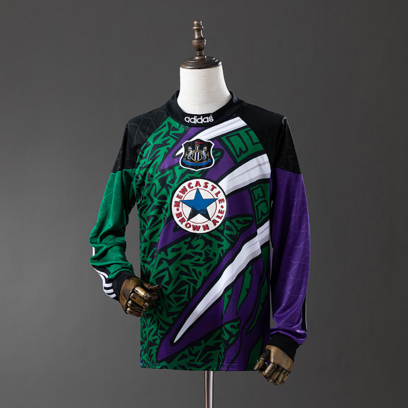 Newcastle 95-96 manga larga