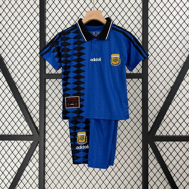 Niño RETRO Argentina 1984