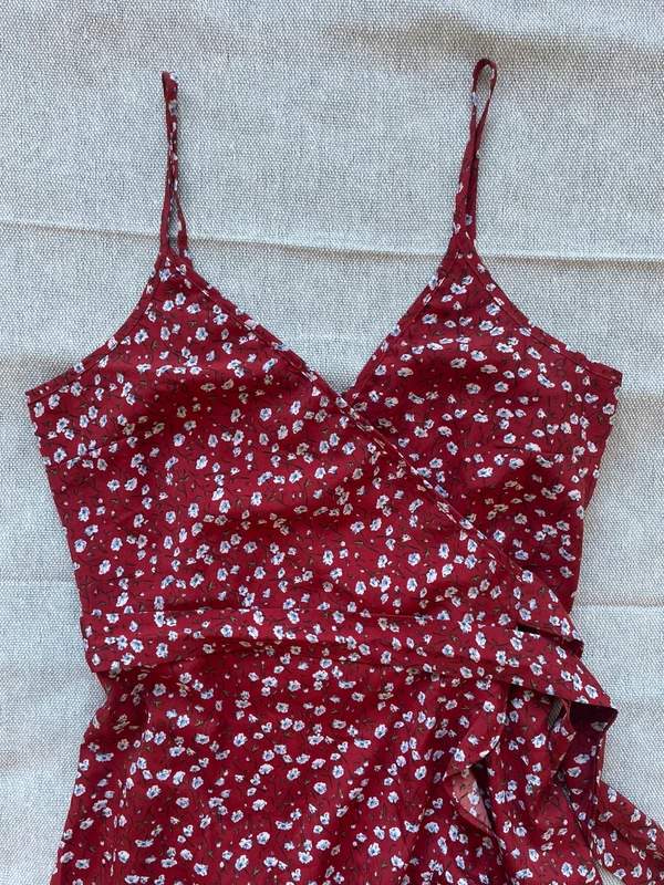 Petite robe d’été portefeuille, My Chic, Rouge, taille M / 38 / 10, Très bon état — occasion à Oran (photo 3)