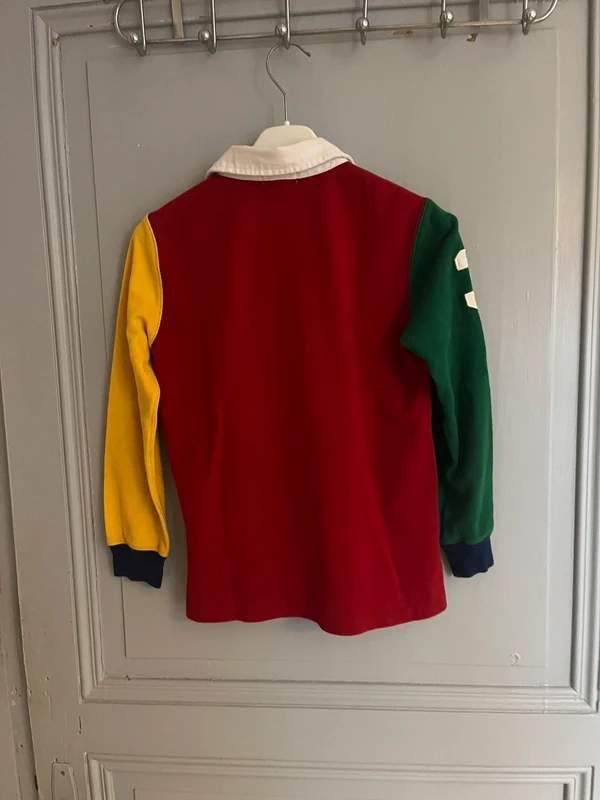 Très beau polo Ralph Lauren, Ralph Lauren, Multicolore, taille 7 ans / 122 cm, Très bon état — occasion à Guidjel (photo 2)