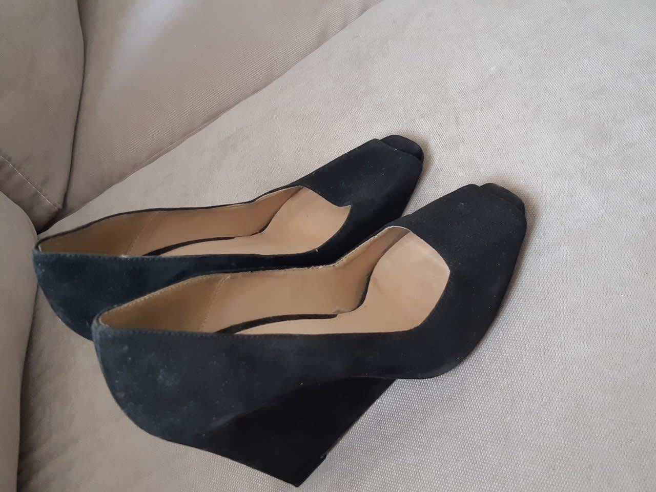 Escarpin noir zara, Zara, Noir, taille 39, Très bon état — occasion à Bir el-Djir (photo 5)