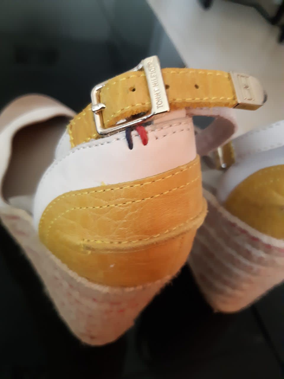 Espadrilles compensée tommy, Tommy Hilfiger, Blanc, taille 39, Très bon état — occasion à Bir el-Djir