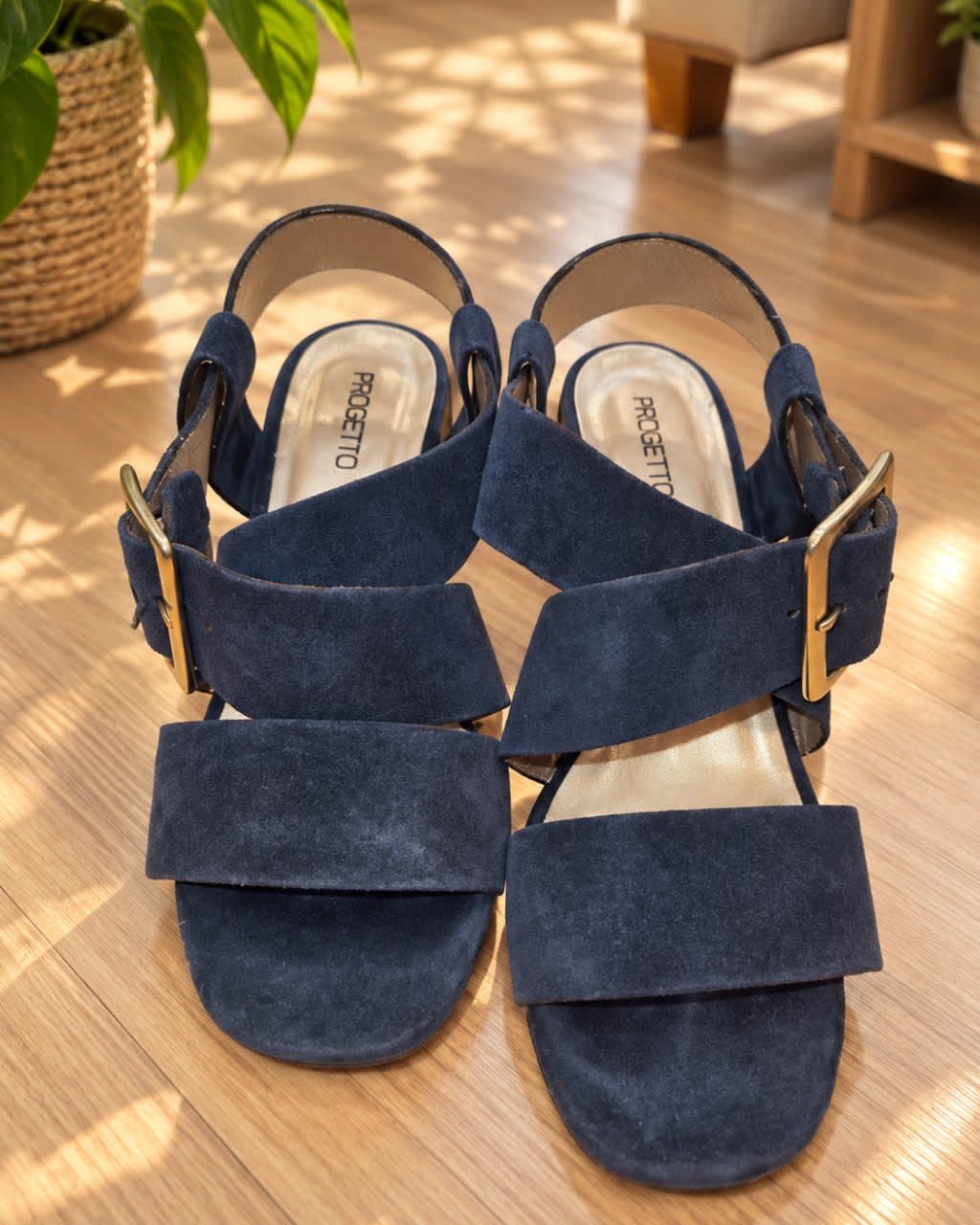 Sandales PROGETTO cuir véritable bleu marine – T.37, Bleu, taille 37, Très bon état — occasion à Cheraga (photo 2)