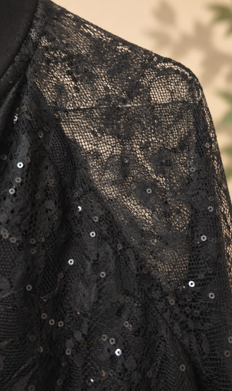 Veste Camaïeu noire en dentelle & sequins – Chic / soirée, Camaïeu, Noir, taille M, Très bon état — occasion à Cheraga (photo 3)