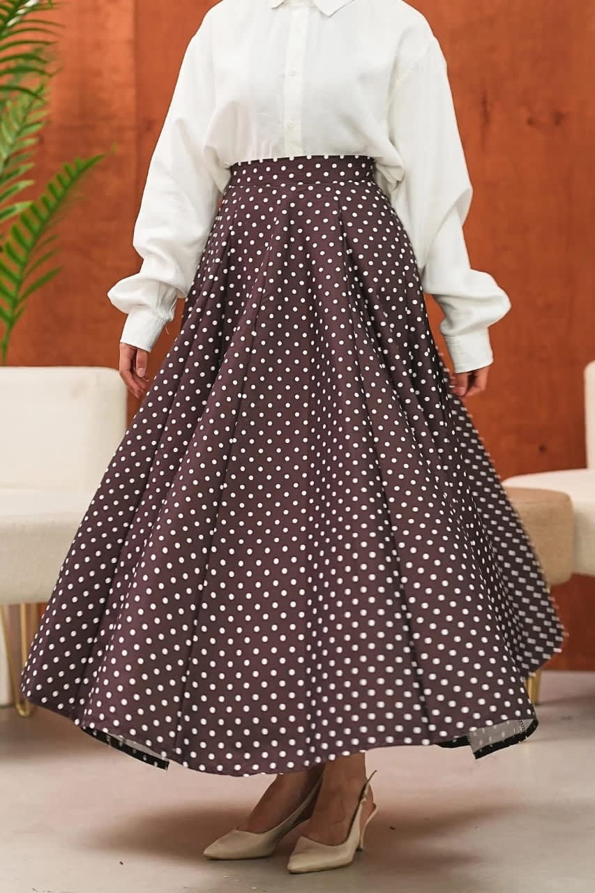 Jupe  évasée a petit point taille 42/44, Naturel, Noir, taille XL, Neuf avec étiquette — occasion à Oran (photo 2)
