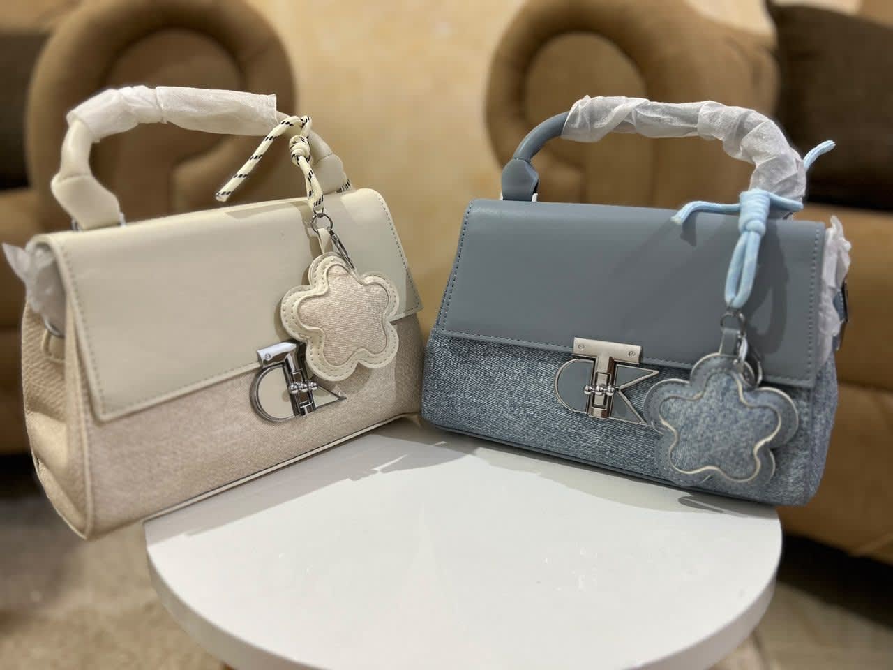 SAC A MAIN POUR FEMME, Calvin Klein, N, taille S, Neuf avec étiquette — occasion à Dely Ibrahim (photo 3)