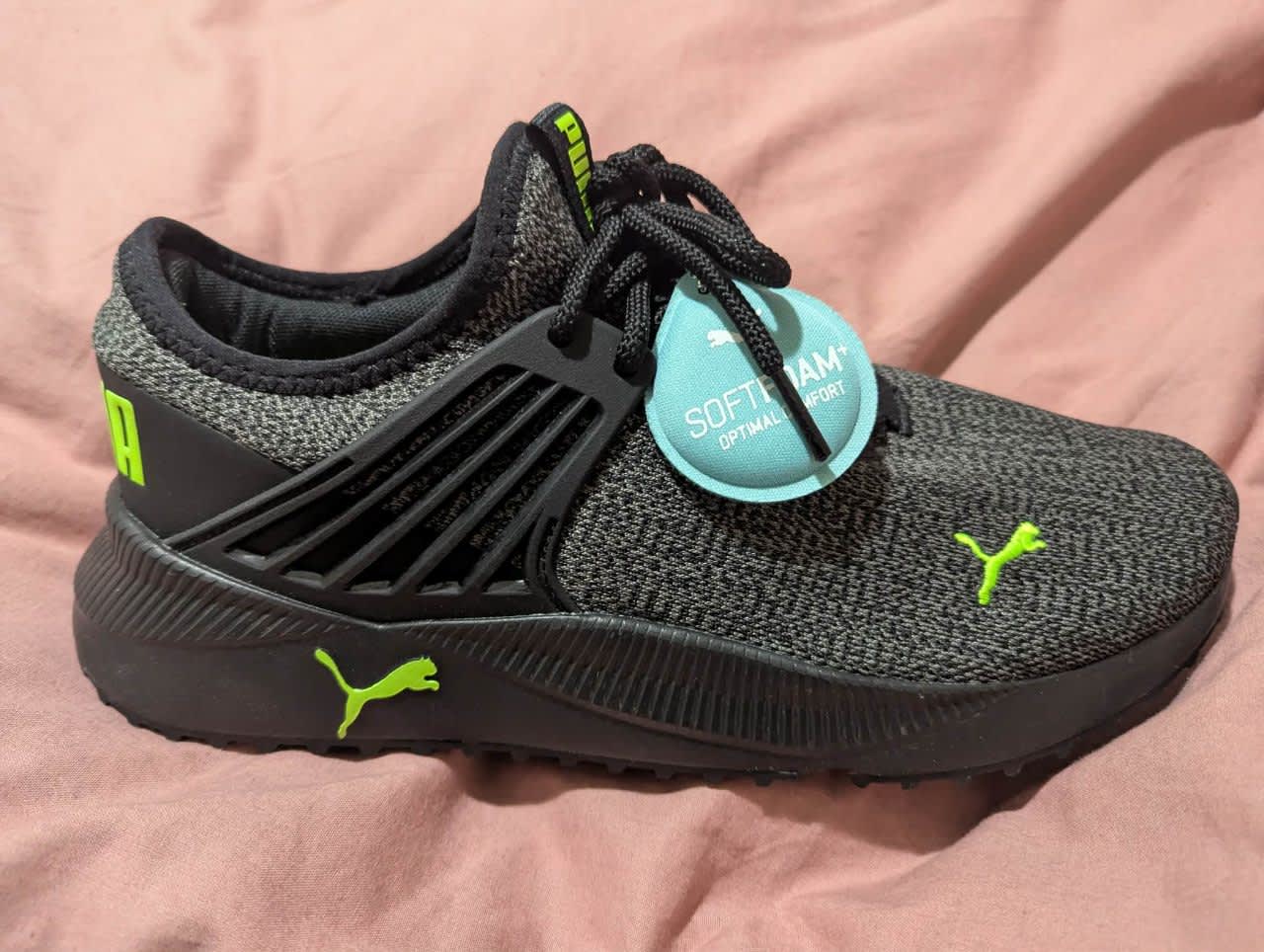 Baskets Puma homme, Puma, Noir, taille 42, Neuf avec étiquette — occasion à Akbou (photo 2)