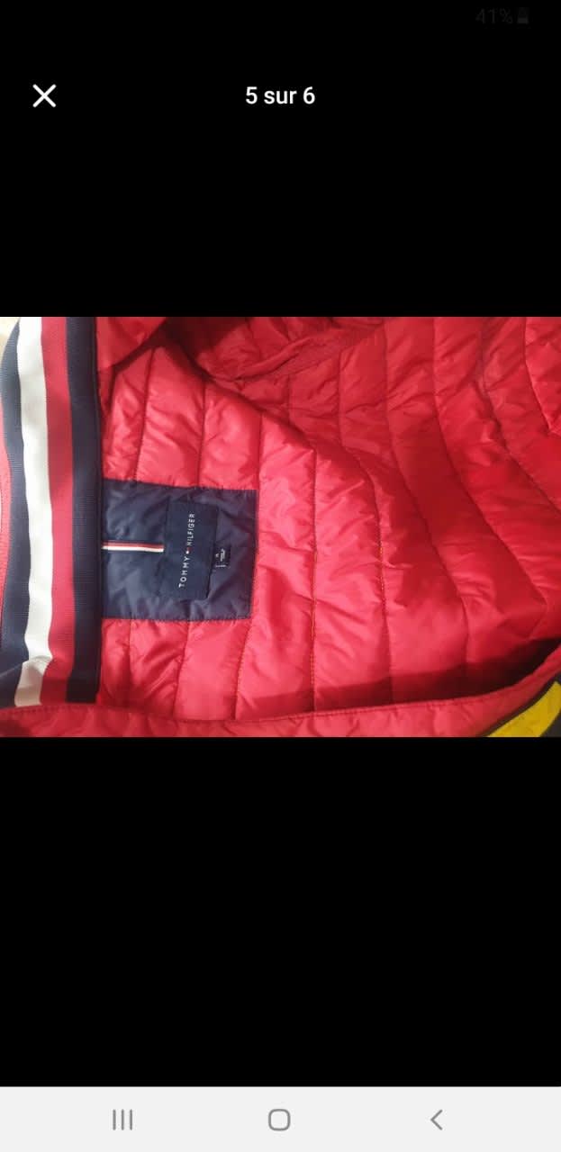 Veste Tommy Hilfiger., Multicolore, taille M, Très bon état — occasion à Akbou (photo 4)