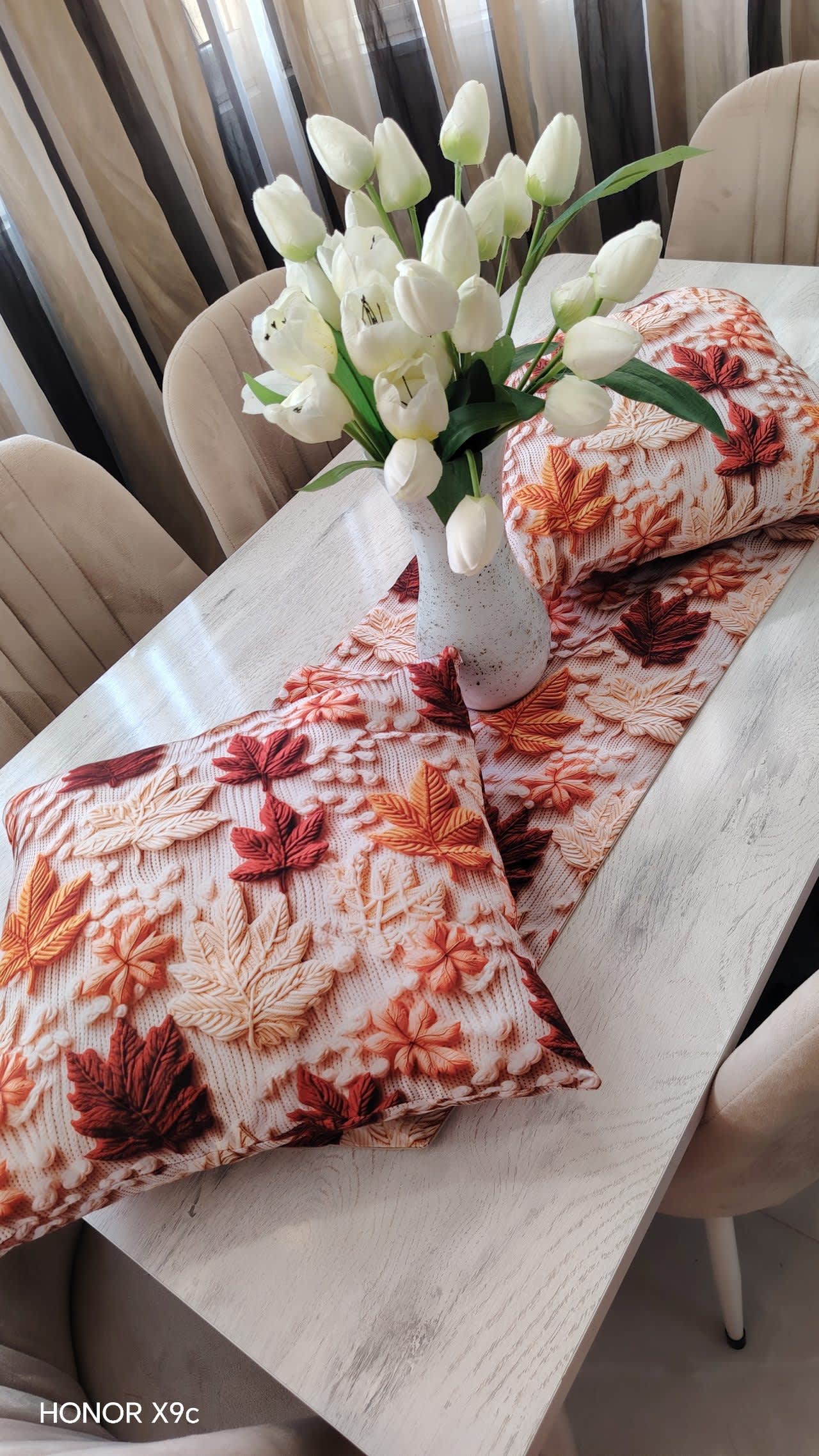 Coussin décoration d'automne, Zara, Orange, taille M, Neuf avec étiquette — occasion à Ain Benian (photo 4)