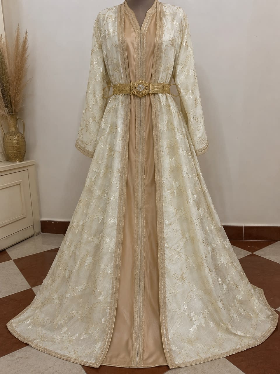 Caftan, Traditional, Beige, taille XL, Très bon état — occasion à Bachedjerah