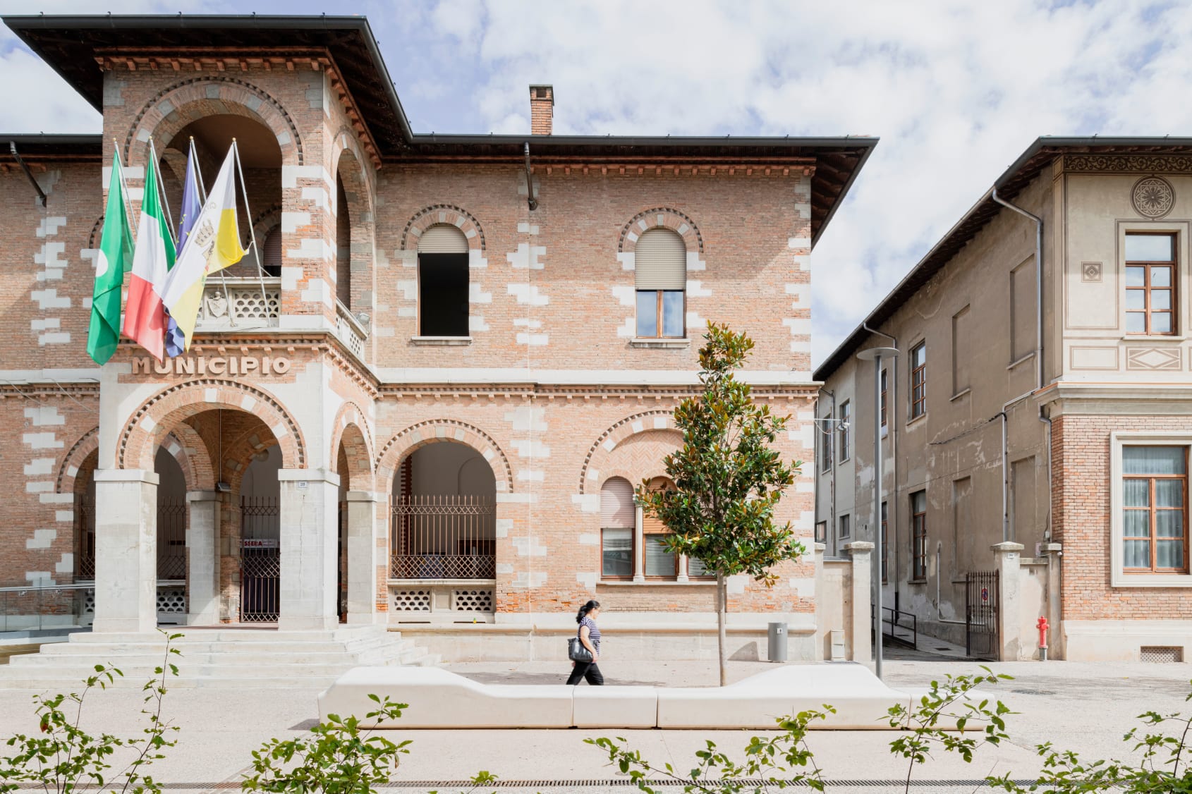 Piazza Comunale Paullo (MI) - Favaro1