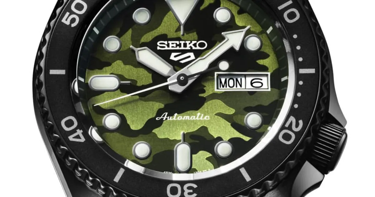 Seiko 5 Sports Camouflage Street Style SRPJ37K1 WatchTime
