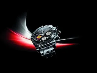 Breitling: Chronomat 44 GMT 50-Jahr-Jubiläum Patrouille Suisse