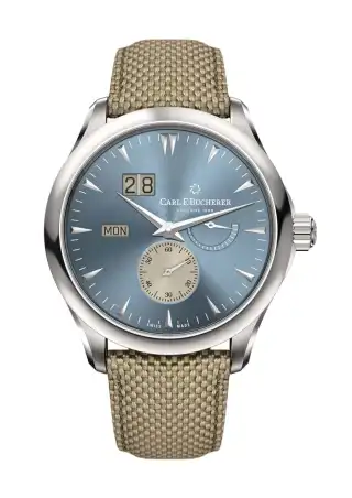 Carl F Bucherer: Manero Peripheral Big Date mit blauem Zifferblatt und Textilband