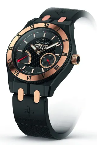 Die Moorea Royal Triomphe, 44 mm, 7500 € in beschichtetem Titan und Rotgold