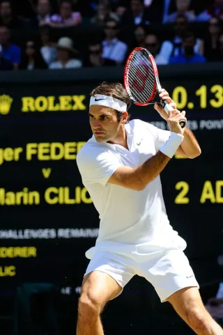 Rolex ist seit 1978 offizieller Zeitgeber in Wimbledon und sponsert seit Jahren Tennislegende Roger Federer