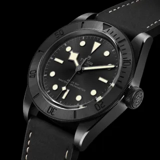 Tudor: Black Bay Ceramic