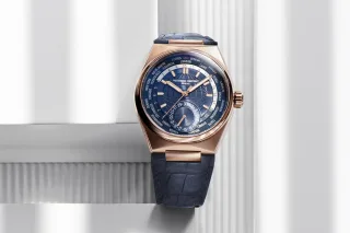 Frederique Constant Highlife Worldtimer Manufacture in Blau und Roségold