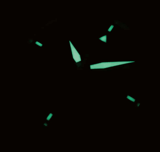 Superluminova oder warum Uhren im Dunkeln leuchten