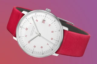 Junghans max bill MEGA Solar in Rot