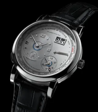 A. Lange & Söhne: Lange 1 Zeitzone in Platin