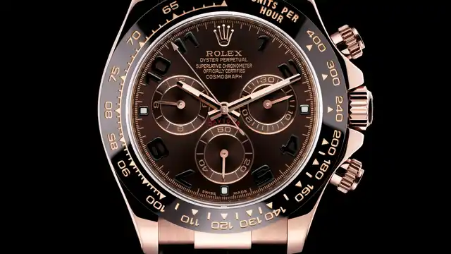 Diesen Frühling erscheint die Cosmograph Daytona in Roségold mit Keramiklünette.