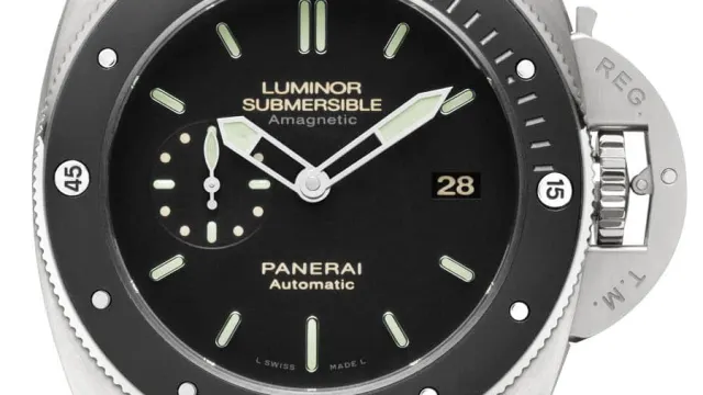 Die Luminor Submersible 1950 3 Days Automatic Titanio 47 mm von Panerai