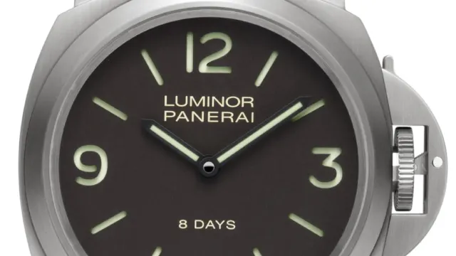 Panerai: Luminor Base 8 Days PAM00562, 2014