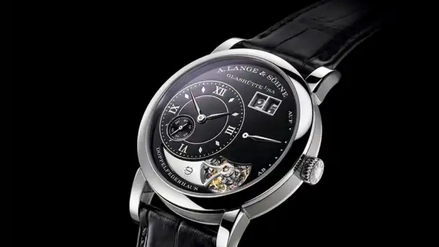 Lange 1 Tourbillon Handwerkskunst