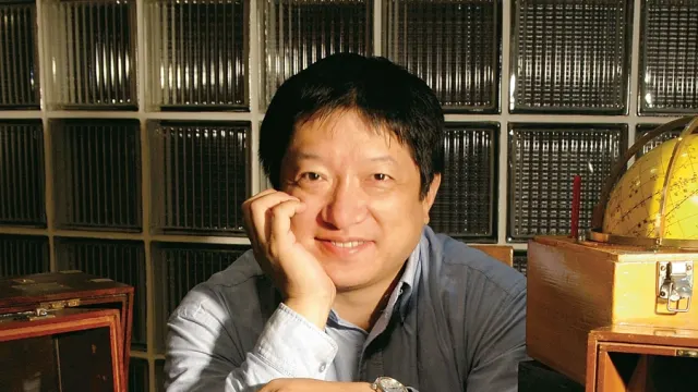 Dr. Zhixiang Ding, Chefredakteur der Chronos China