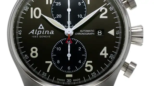 Alpina: Startimer Pilot Automatic Chronograph mit Zifferblatt in Militärgrün