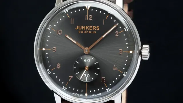 Junkers: Bauhaus Handaufzug