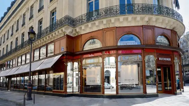 Die Niederlassung des Luzerner Juweliers Bucherer in Paris.