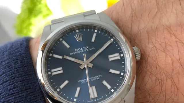 Rolex Oyster Perpetual 41 blaues Zifferblatt Wristshot