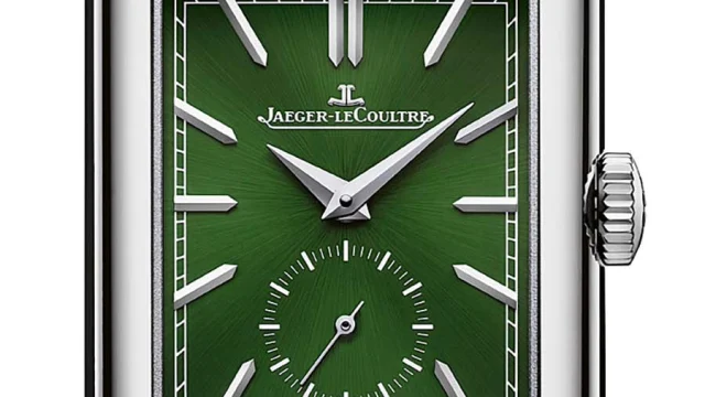 Jaeger-LeCoultre: Reverso Tribute Small Seconds