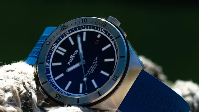 Fortis: Marinemaster M-44