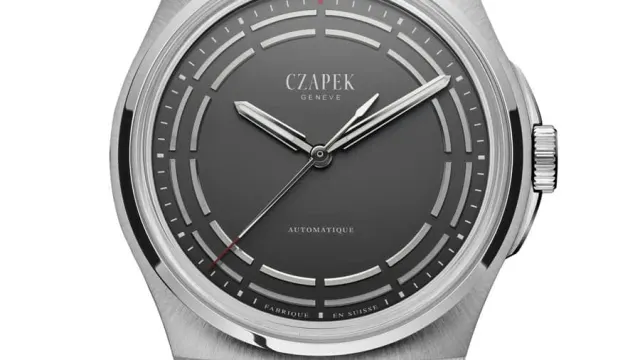 Czapek: Antarctique Titanium Dark Sector mit Kautschukband