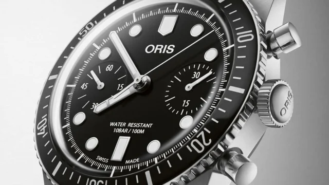 Oris: Divers Sixty-Five Chronograph